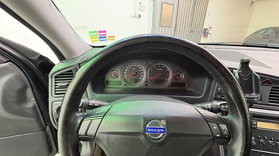 Volvo V70 15 of 20