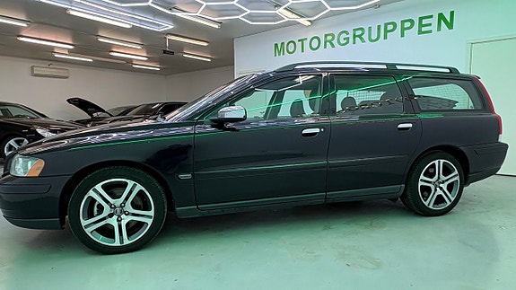 Volvo V70 8 of 20