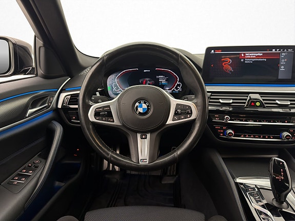 BMW 530e 14 of 30