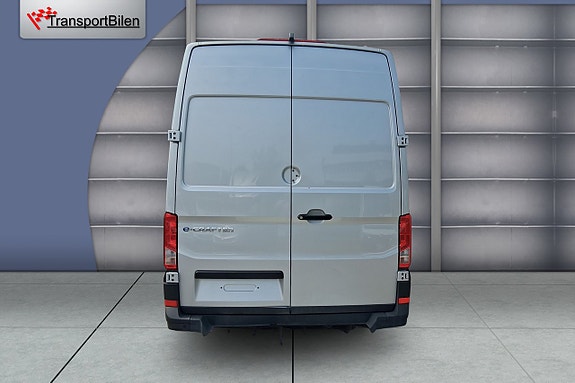 Volkswagen Crafter 4 of 5
