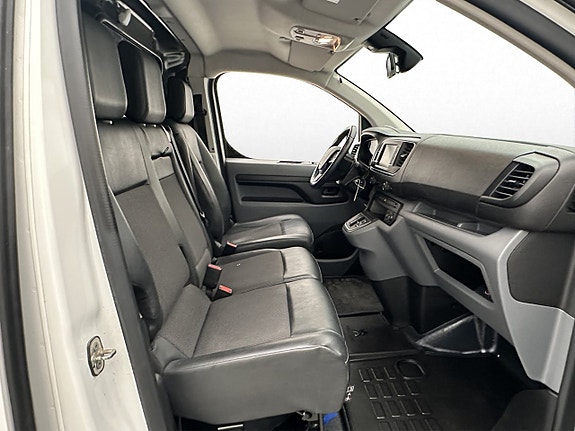 Peugeot e-Expert 25 of 30