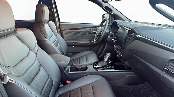Isuzu D-max 4 of 5