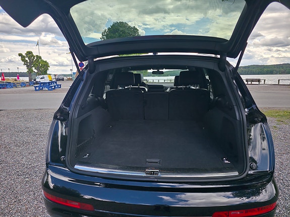 Audi Q7 5 of 5