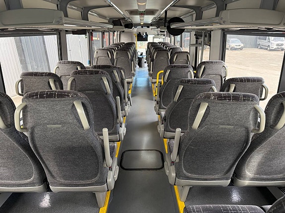 Volvo 8900 9 of 12