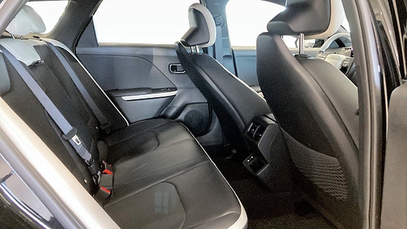 Kia K4 5 of 12