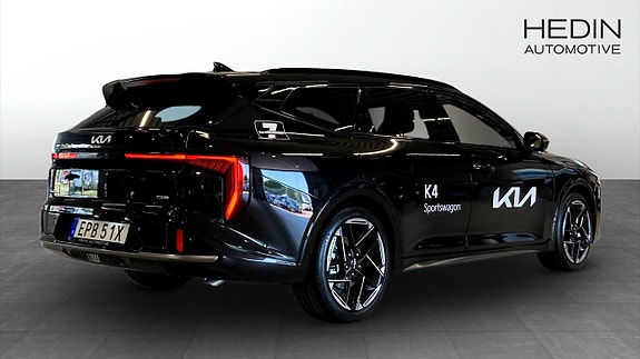 Kia K4 2 of 12
