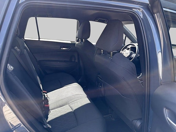 Toyota Corolla Cross 7 of 17