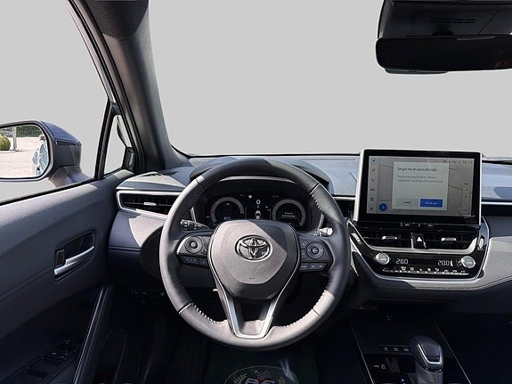 Toyota Corolla Cross 9 of 17