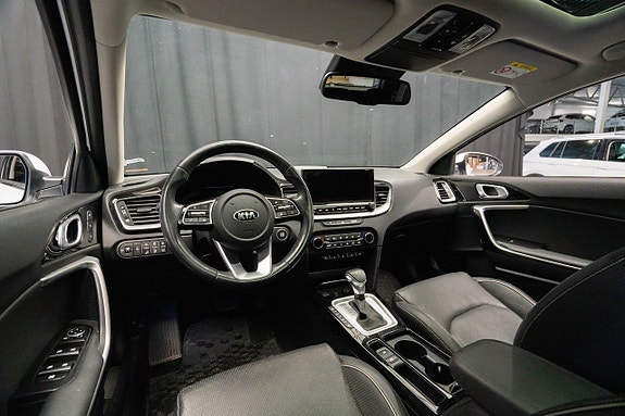 Kia Ceed 10 of 25