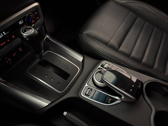 Mercedes-Benz X350 d 28 of 30