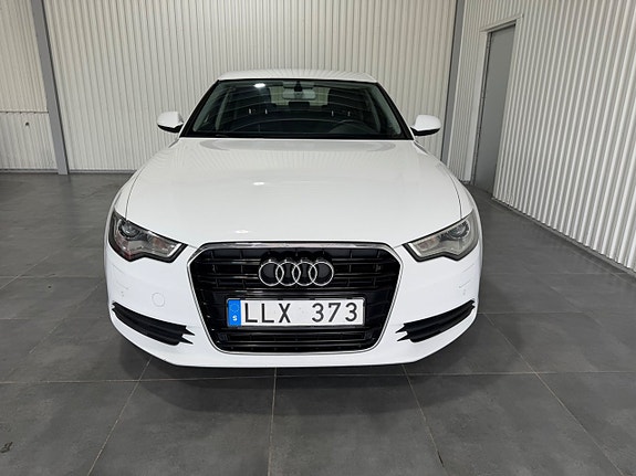 Audi A6 5 of 14