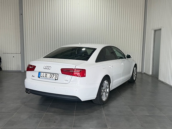 Audi A6 2 of 14