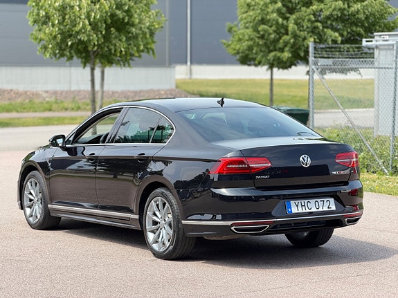 Volkswagen Passat 6 of 23
