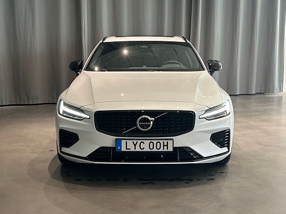 Volvo V60 3 of 8
