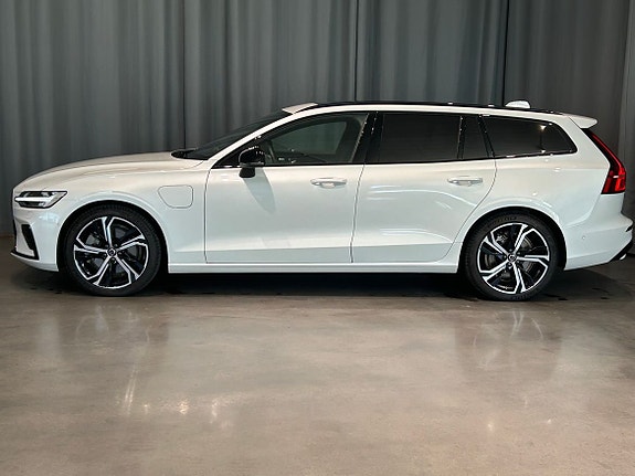 Volvo V60 5 of 8