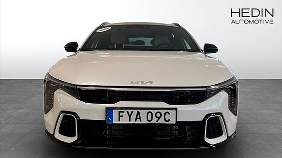 Kia K4 8 of 11