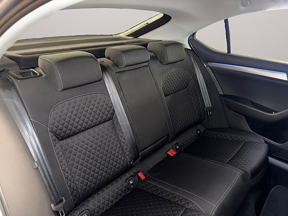 Skoda Superb 12 of 23