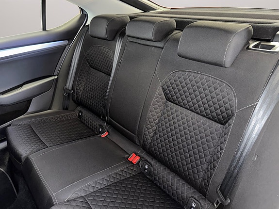 Skoda Superb 10 of 23