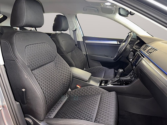 Skoda Superb 11 of 23