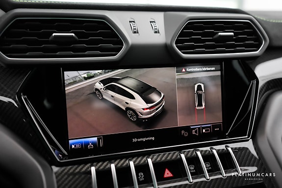 Lamborghini Urus 11 of 28