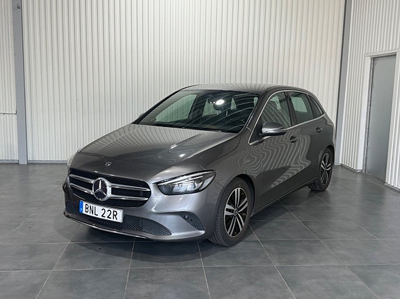 Mercedes-Benz B180