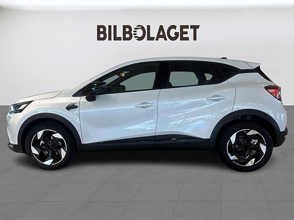 Renault Captur 2 of 5
