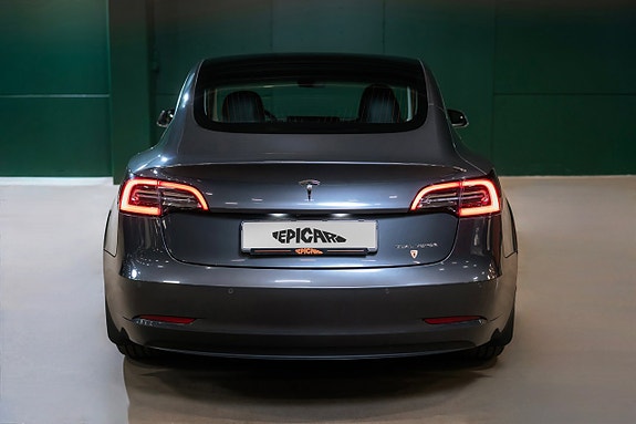 Tesla Model 3 6 of 24