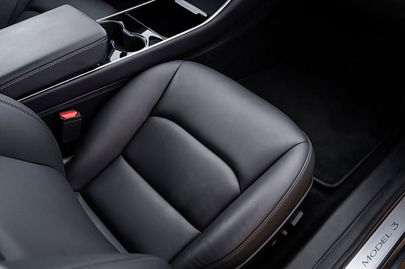 Tesla Model 3 23 of 24