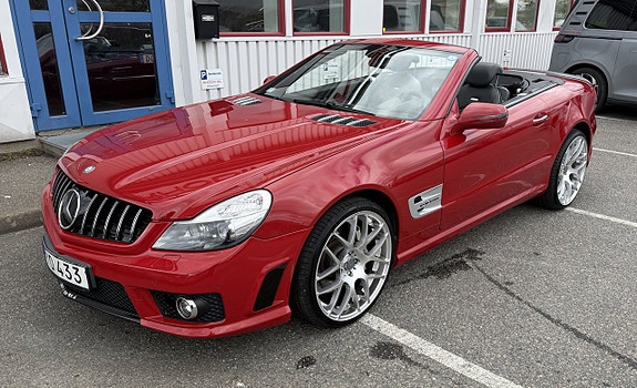 Mercedes-Benz SL55 3 of 5