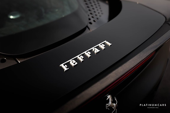 Ferrari SF90 Spider 23 of 28