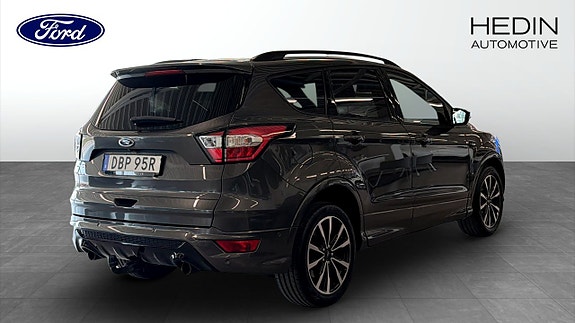 Ford Kuga 2 of 5