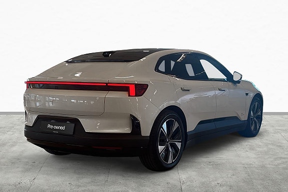 Polestar 4 9 of 30