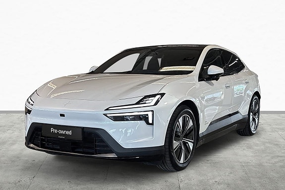Polestar 4 7 of 30
