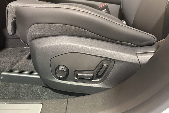 Polestar 4 23 of 30
