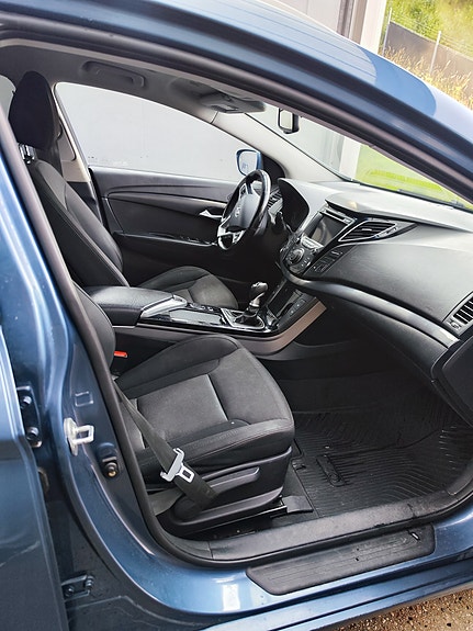 Hyundai i40 3 of 5