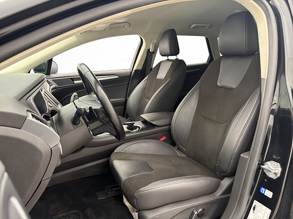 Ford Mondeo 16 of 30