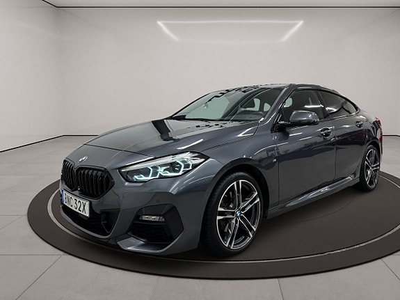 BMW 218 4 of 5