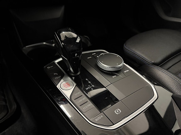 BMW 218 17 of 27