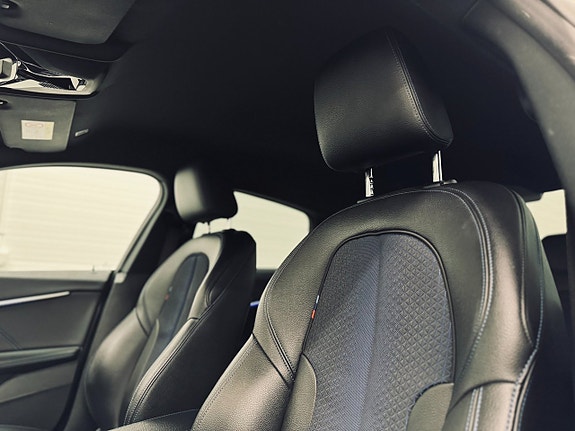 BMW 218 13 of 27