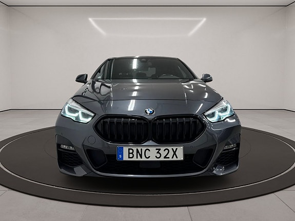 BMW 218 5 of 5