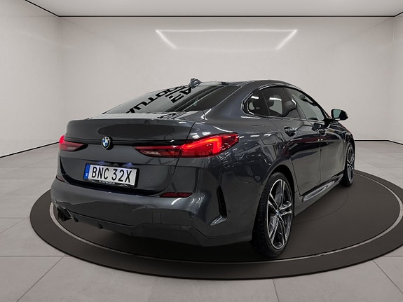 BMW 218 10 of 27