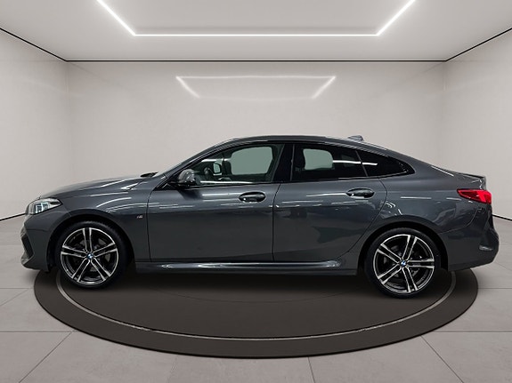 BMW 218 6 of 27