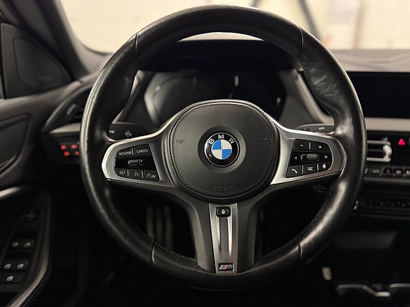 BMW 218 16 of 27