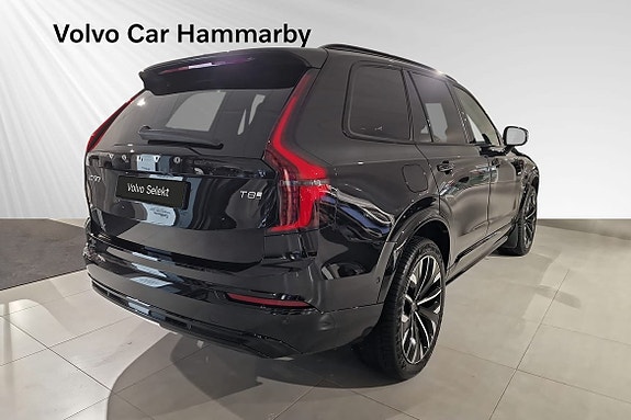 Volvo XC90 5 of 20