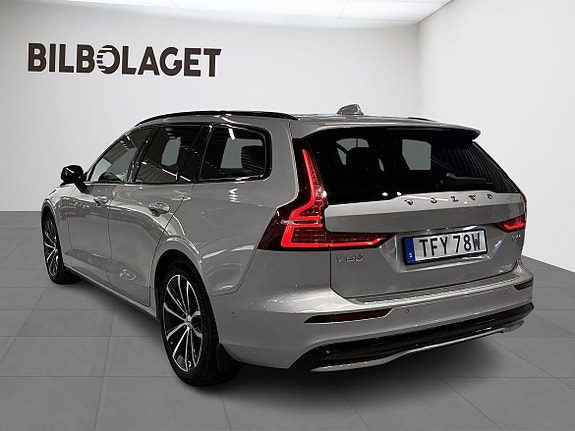 Volvo V60 3 of 5