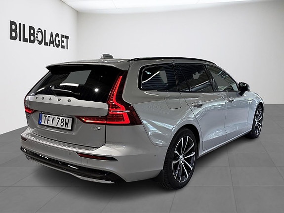 Volvo V60 4 of 5