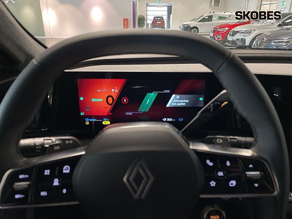 Renault Scenic E-Tech 13 of 19