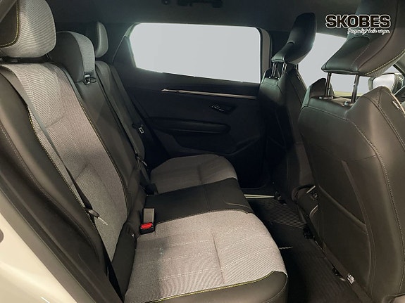 Renault Scenic E-Tech 10 of 19