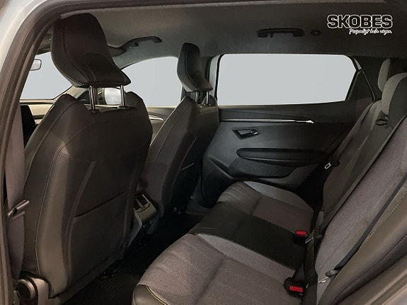 Renault Scenic E-Tech 9 of 19