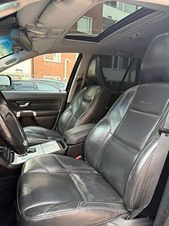 Volvo XC90 9 of 12